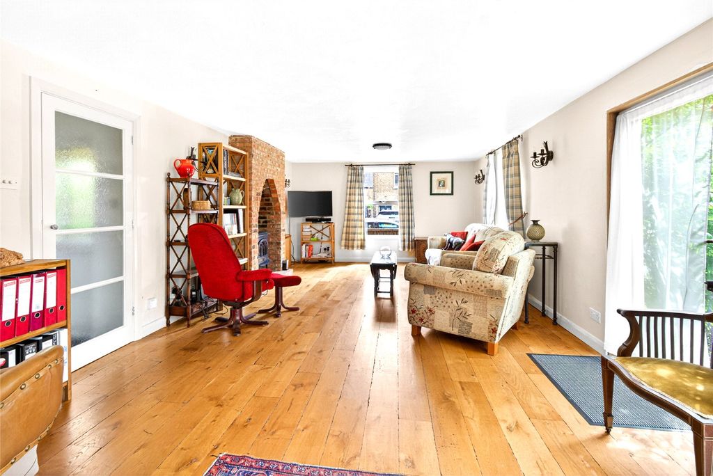 Property photo 3 of 20 Reception Room
