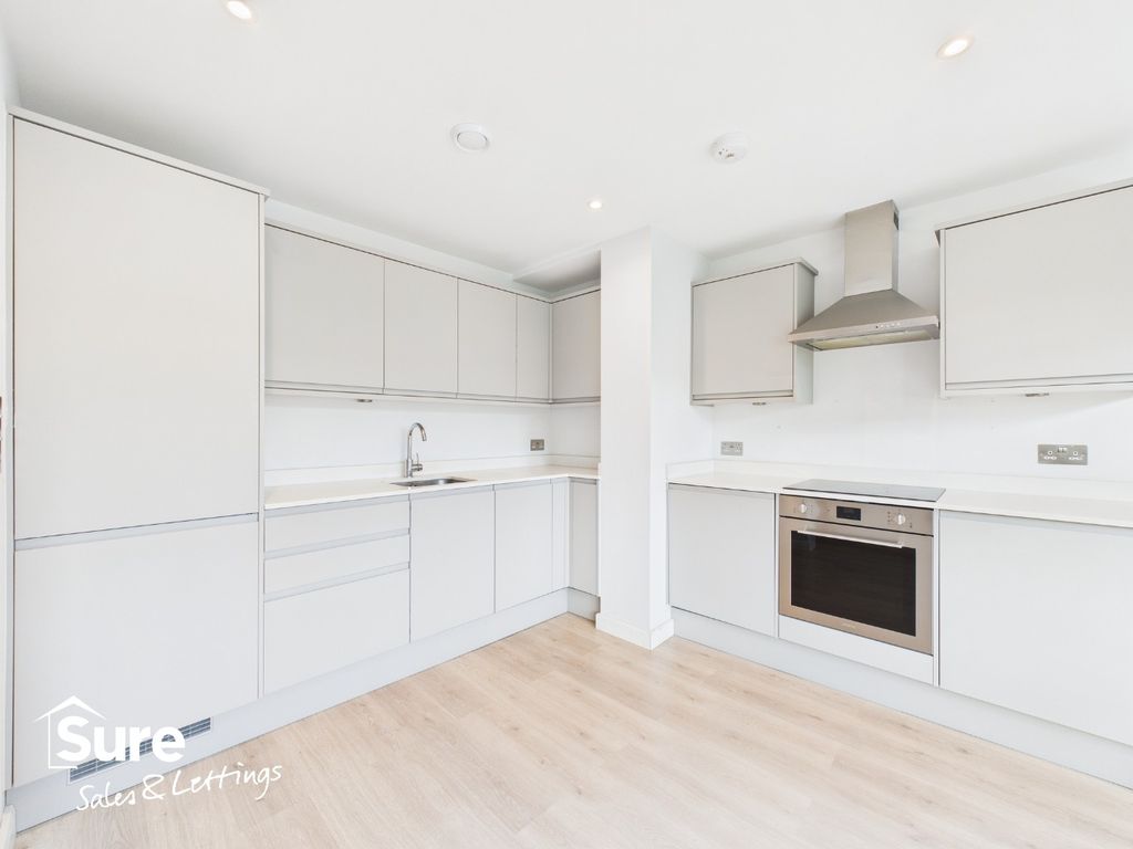 Property photo 3 of 16 4522783