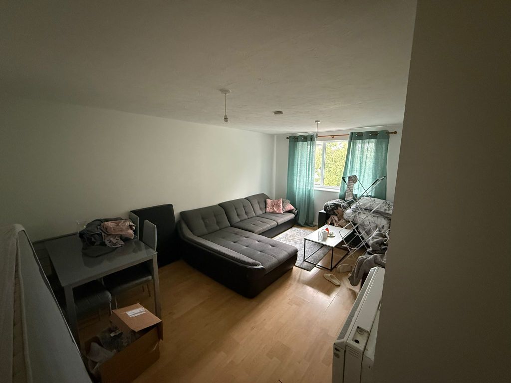 Property photo 1 of 6