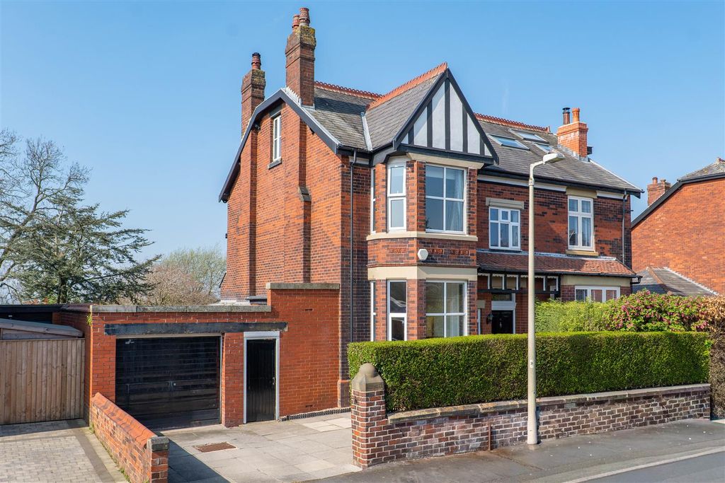 Property photo 1 of 50 Front External