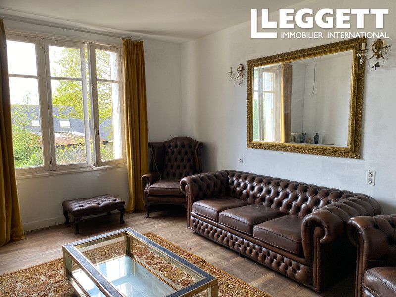 Property photo 2 of 10