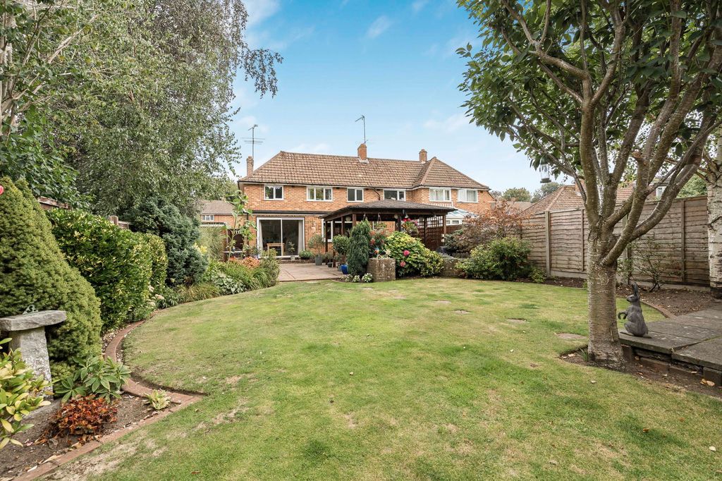 Property photo 2 of 14