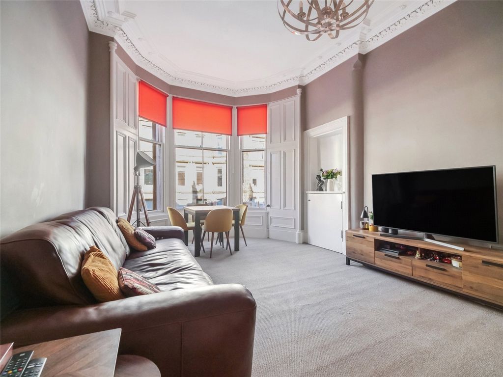 Property photo 2 of 14 Living Room