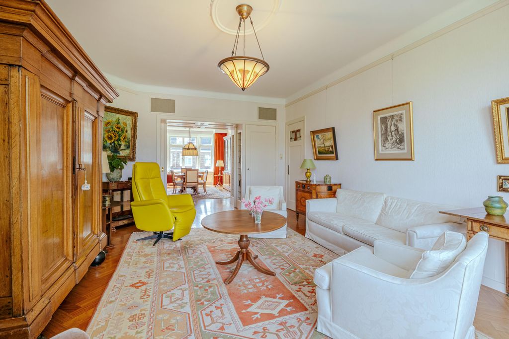 Property photo 3 of 53