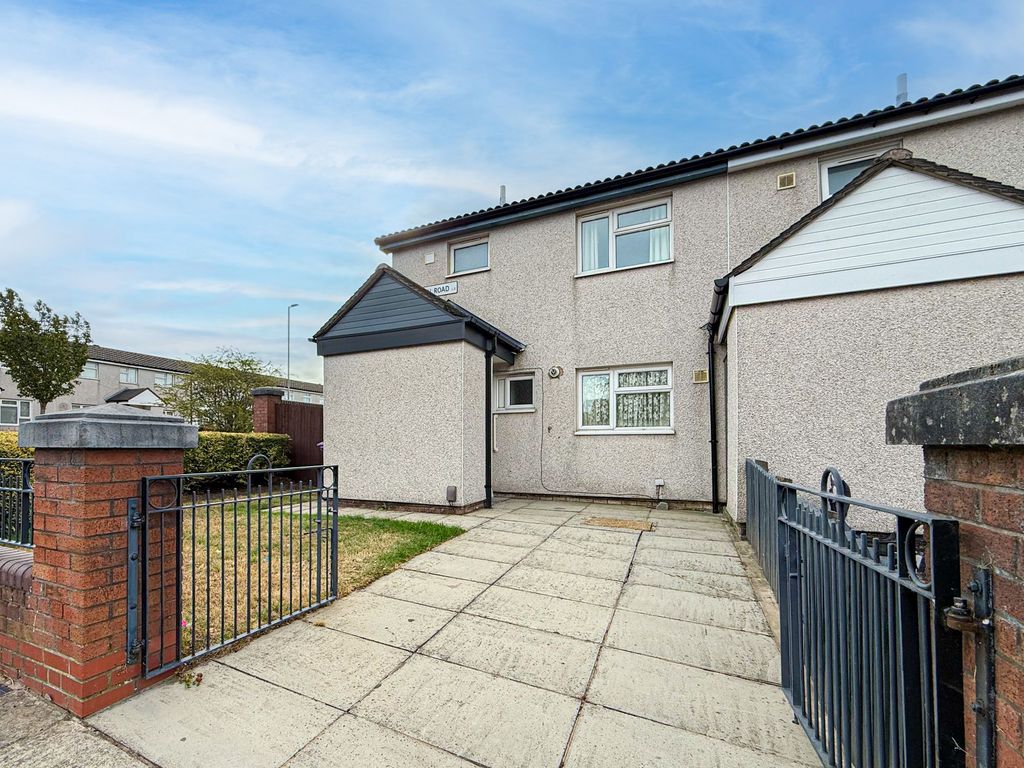 Property photo 1 of 18