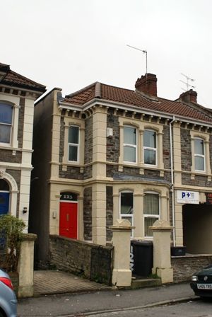 Property photo 1 of 13 123 North Road.Jpg