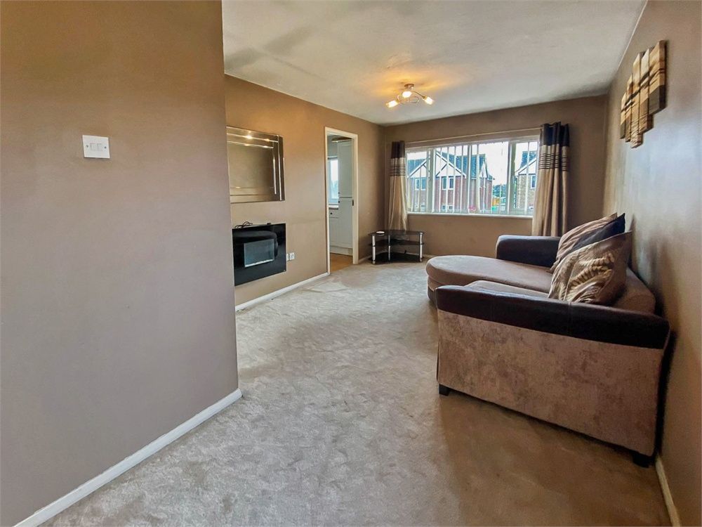 Property photo 3 of 6