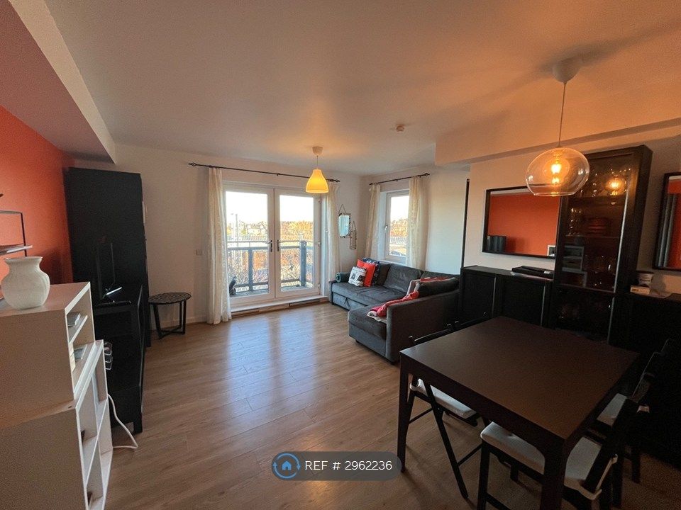 Property photo 3 of 21