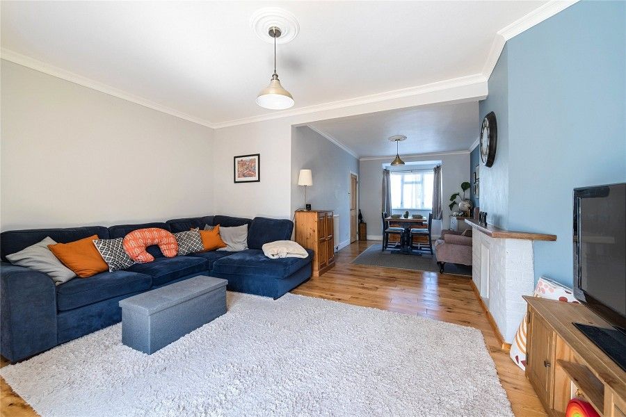 Property photo 3 of 11