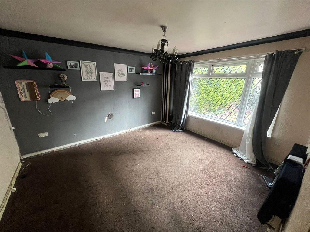 Property photo 3 of 12 Picture No. 10