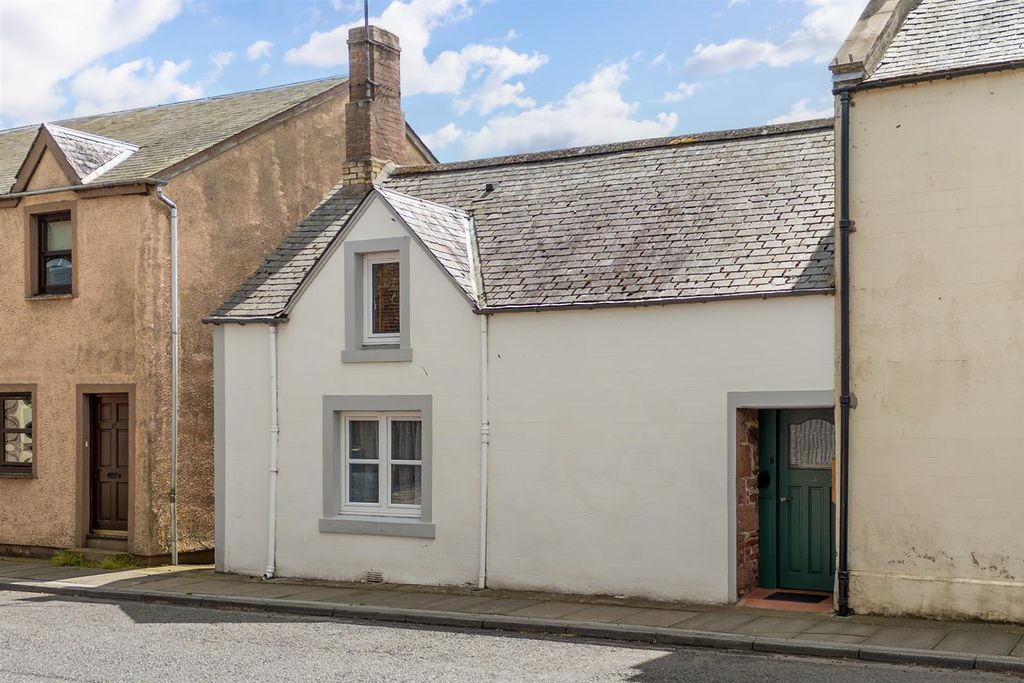 Property photo 3 of 20 20_East_High_Street_Greenlaw-2.Jpg