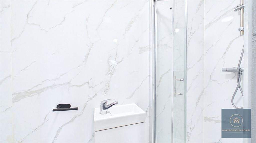 Property photo 3 of 14 Picture No. 13