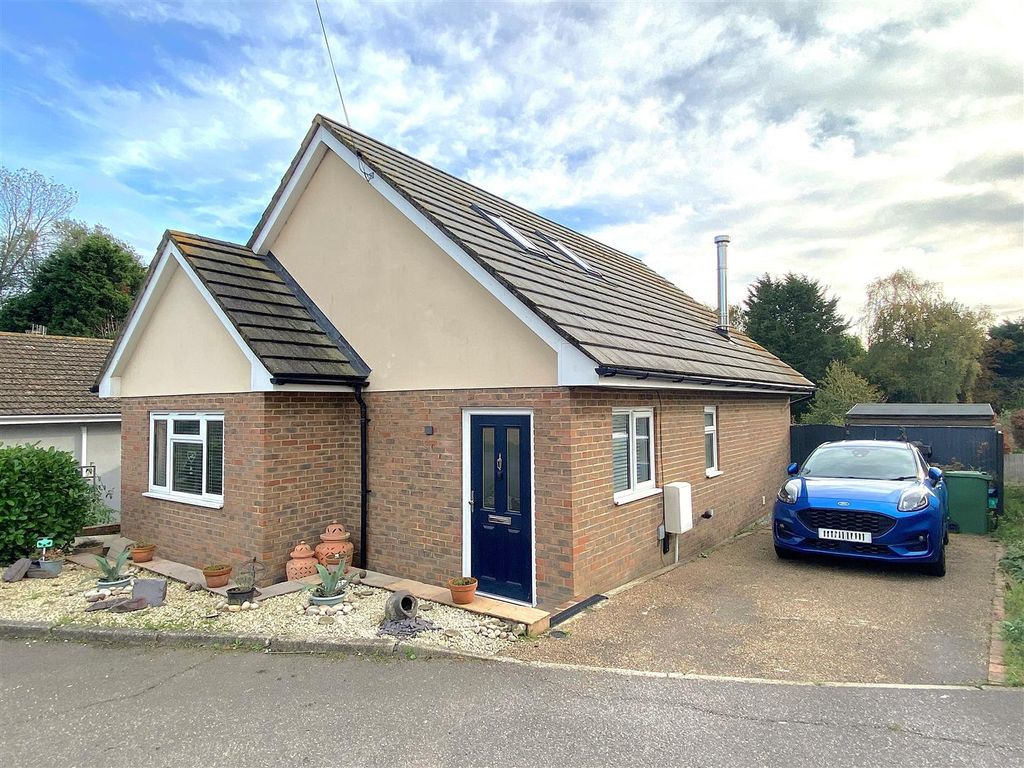 Property photo 1 of 19 56C Haslam Crescent - Front2.Jpg