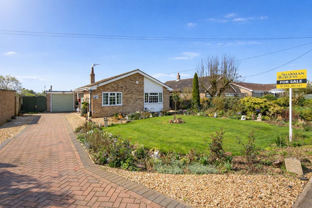 Property photo 1 of 16