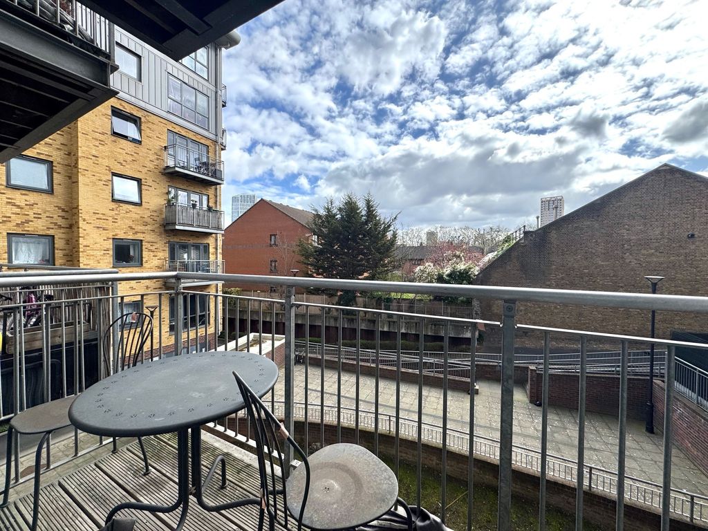 Property photo 3 of 14