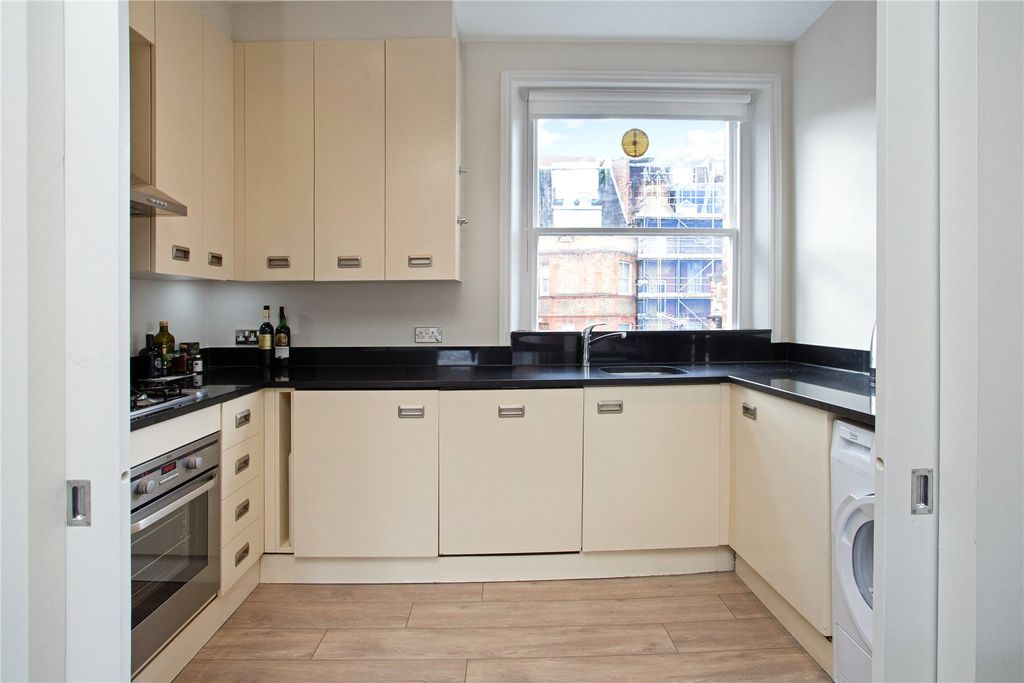 Property photo 2 of 19 10