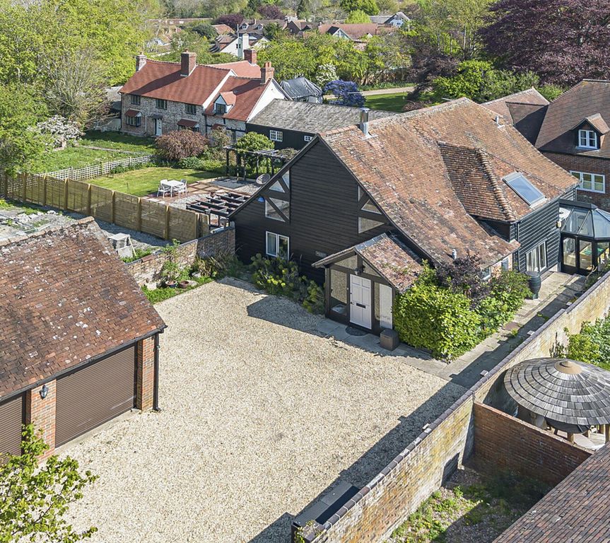 Property photo 1 of 43