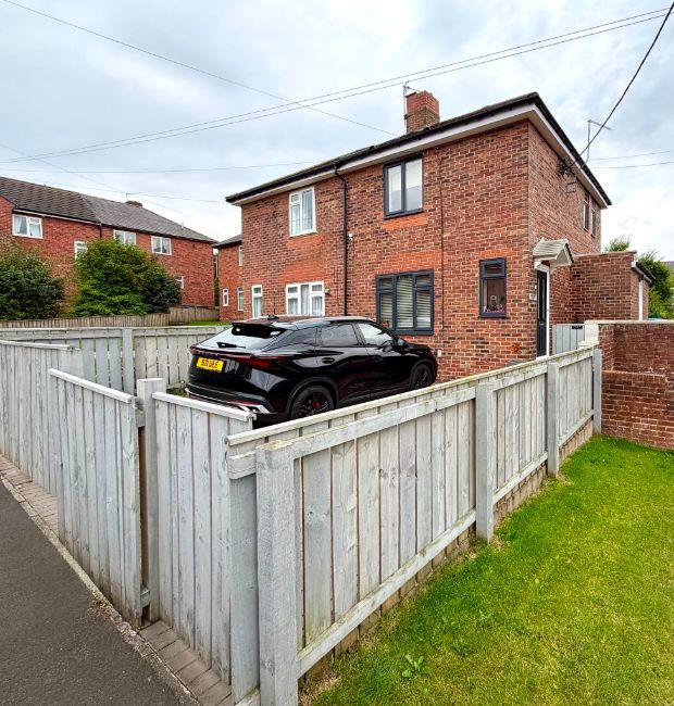 Property photo 1 of 11