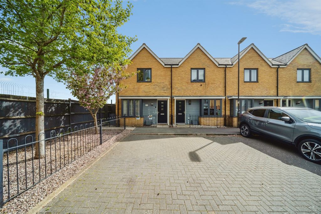 Property photo 1 of 20