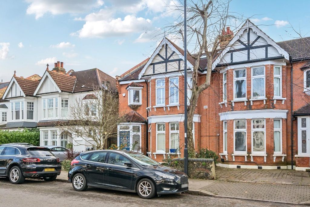 Property photo 3 of 24 1404635-21-6974d3E5992c5.Jpg