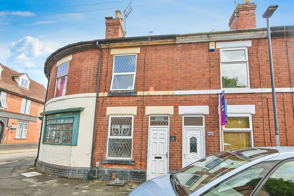 Property photo 1 of 17