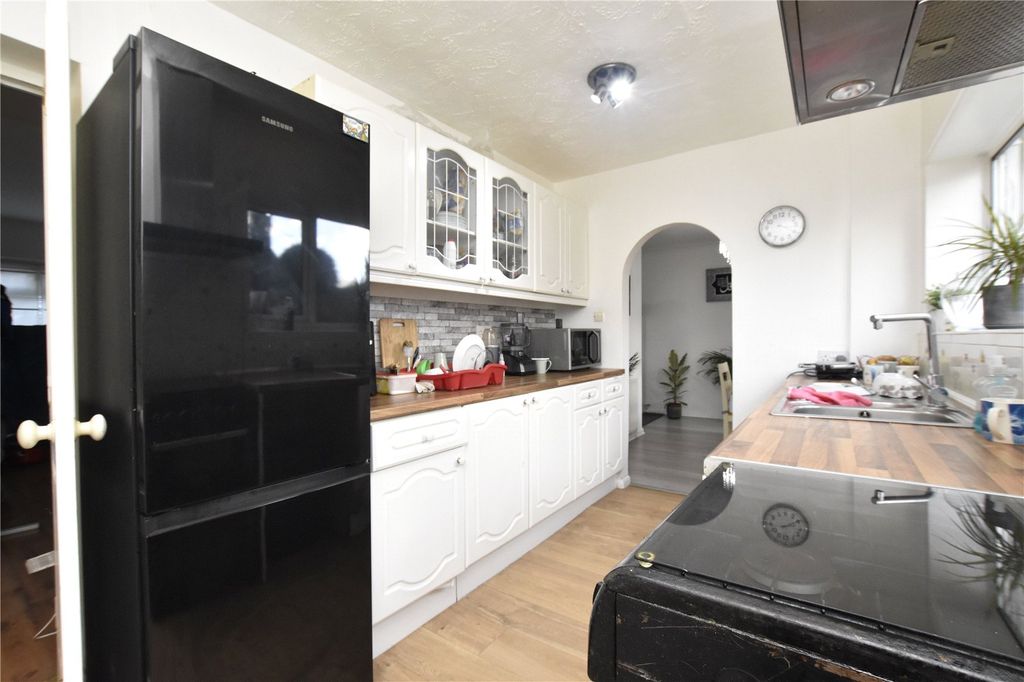 Property photo 2 of 17 Picture No. 07