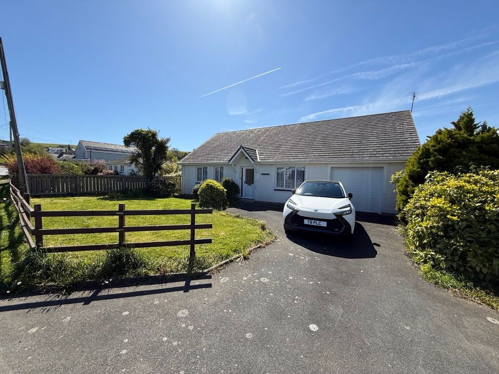 Property photo 2 of 41