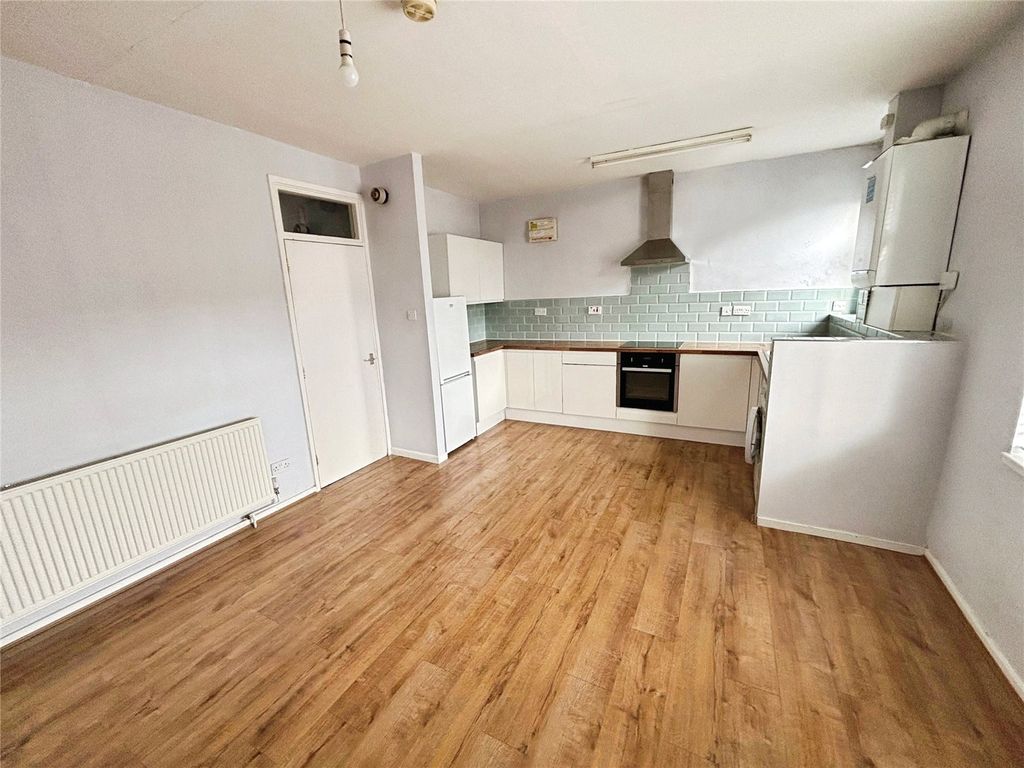 Property photo 3 of 6 Living/Dining