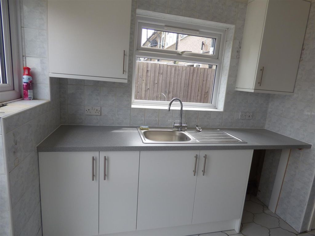 Property photo 3 of 11 P1080998.Jpg