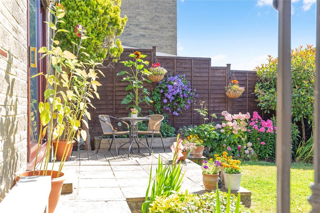 Property photo 2 of 19 Rear Garden