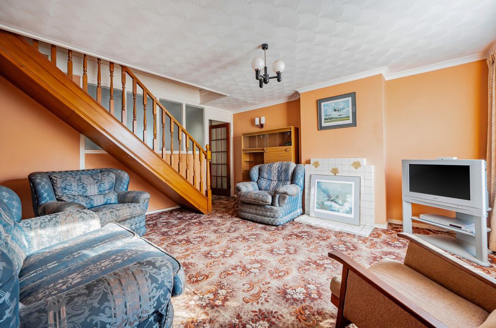 Property photo 3 of 24 1438905-20-69ce9B...