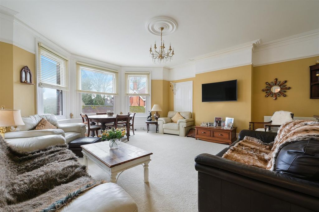 Property photo 2 of 23 De Burgh House, Apartment 3- (1).Jpg