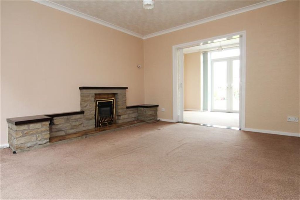 Property photo 3 of 13 (Main)