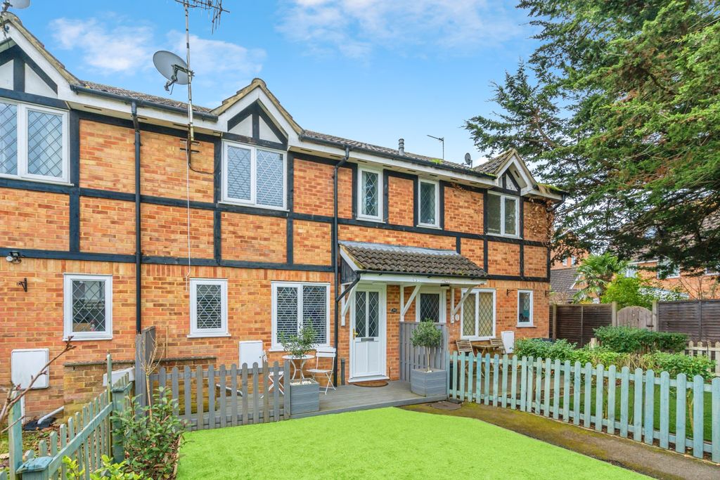 Property photo 1 of 17 Photography