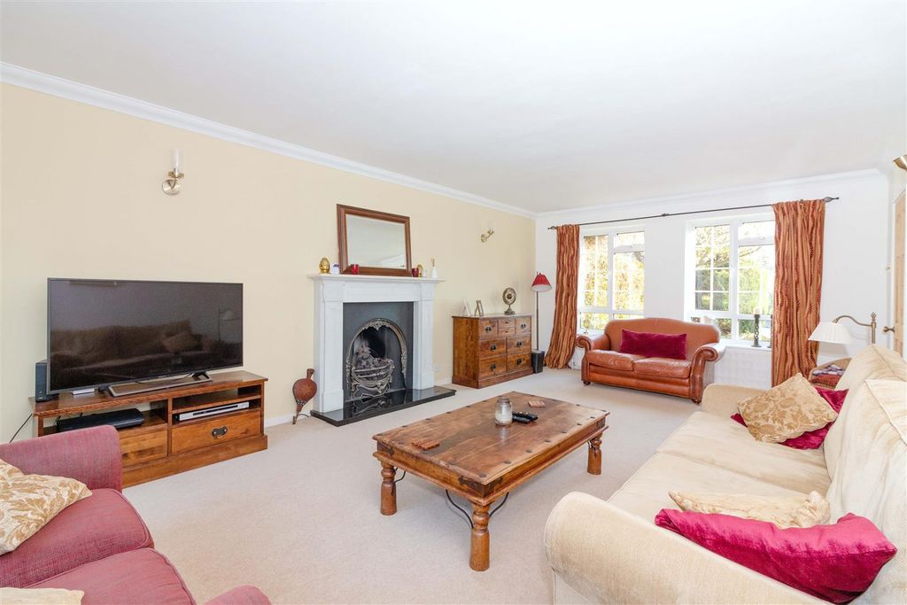 Property photo 3 of 17 Img_6715_21.Jpg