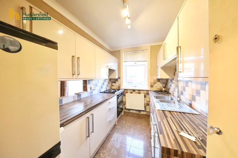 Property photo 2 of 19 Kitchen