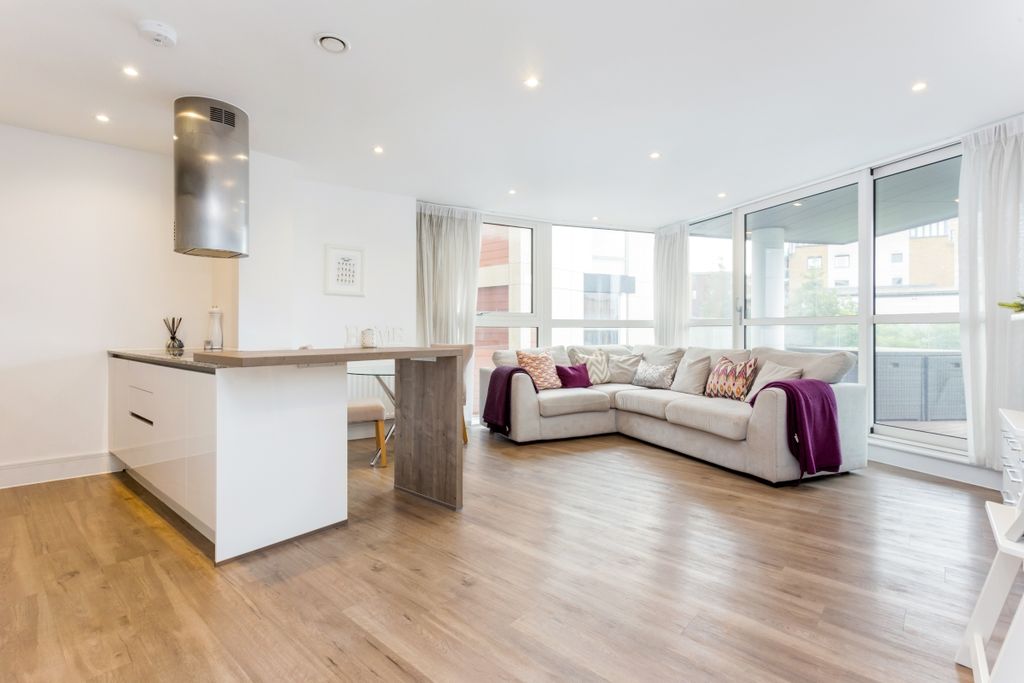 Property photo 1 of 13 1