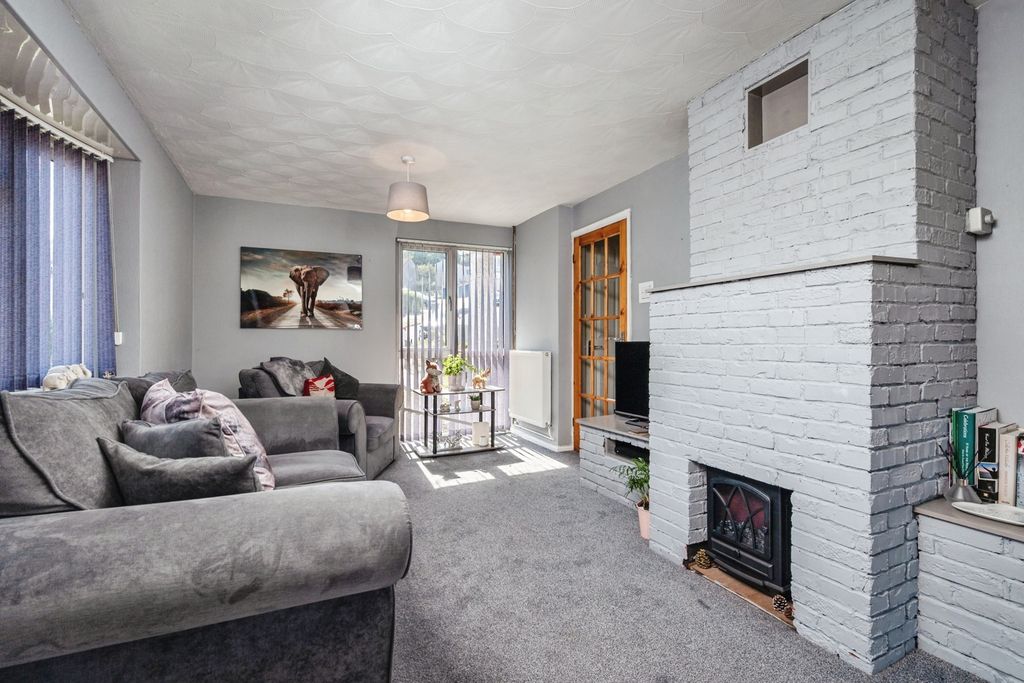 Property photo 2 of 18 Pbox-Img.Jpg