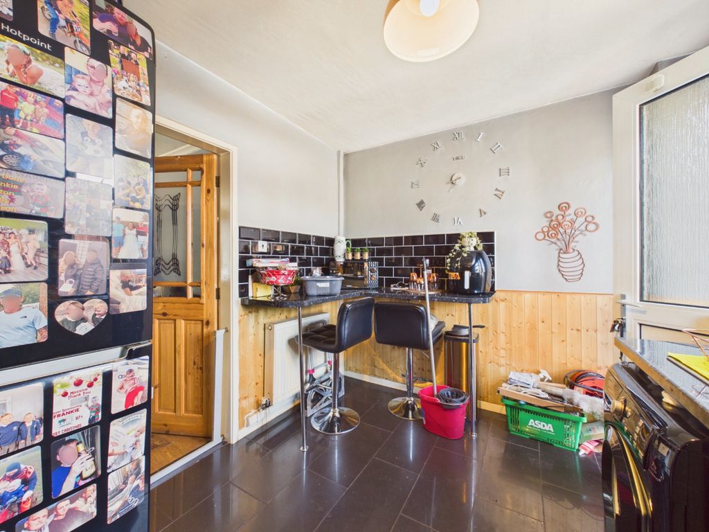 Property photo 3 of 13 5186173
