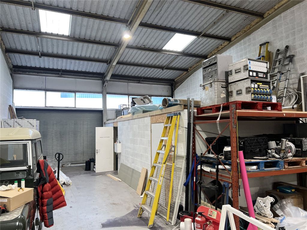 Property photo 3 of 4 Picture No. 04