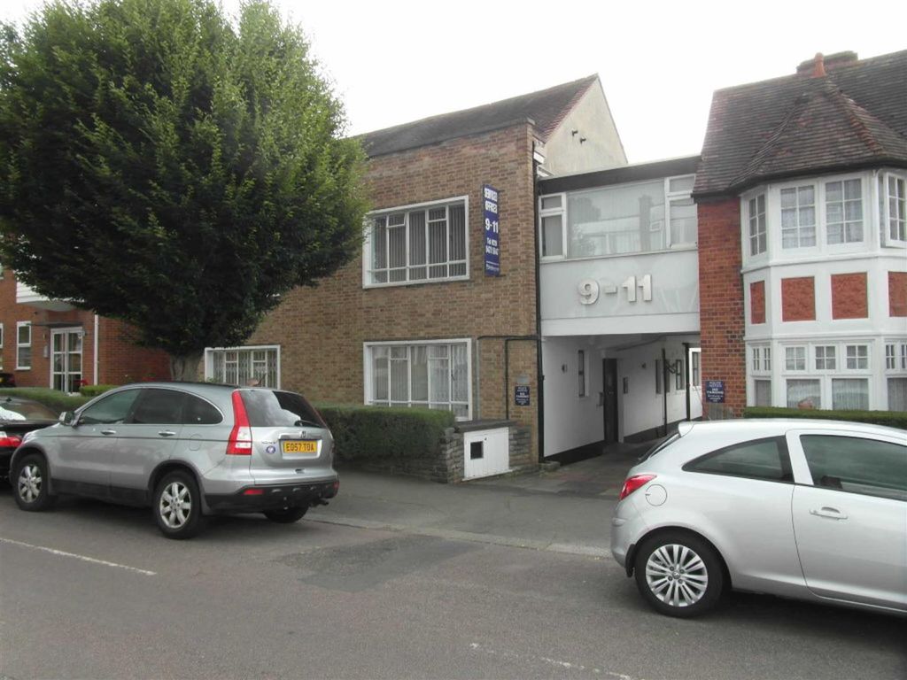 Property photo 1 of 3