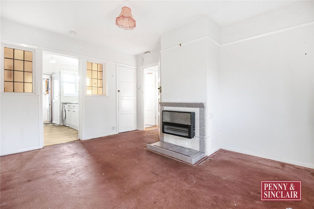 Property photo 3 of 19 Picture No. 05