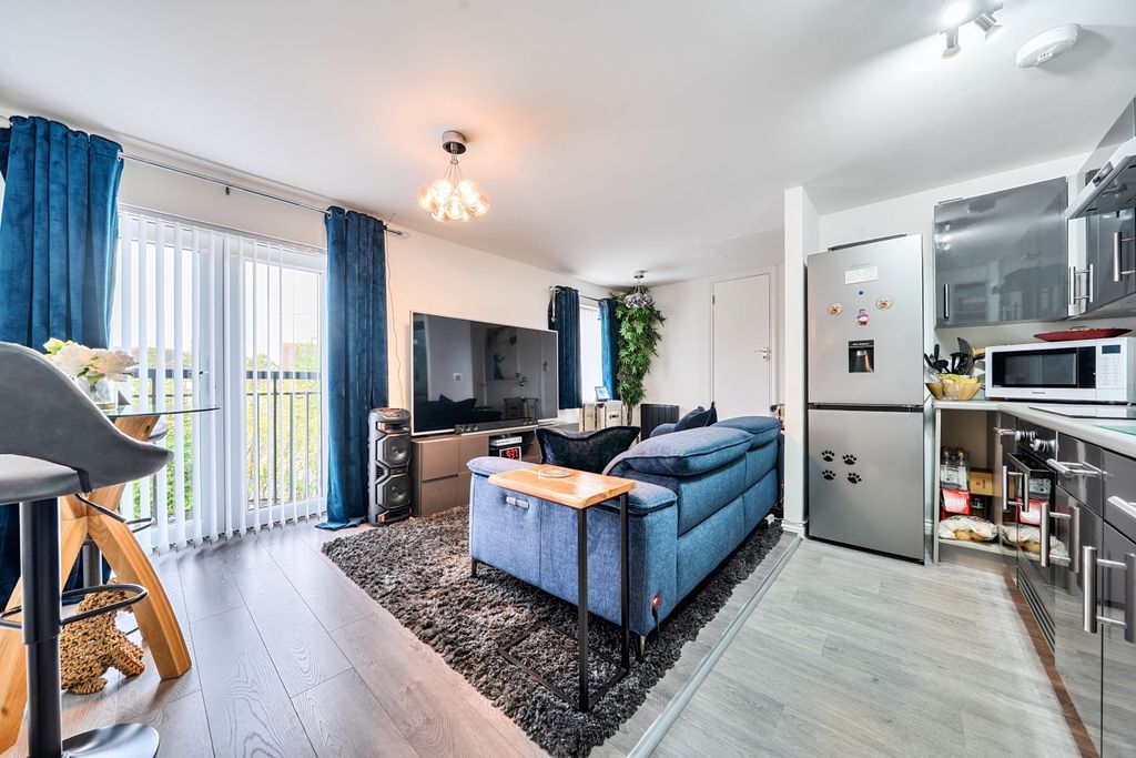 Property photo 3 of 19 1511439 (5)