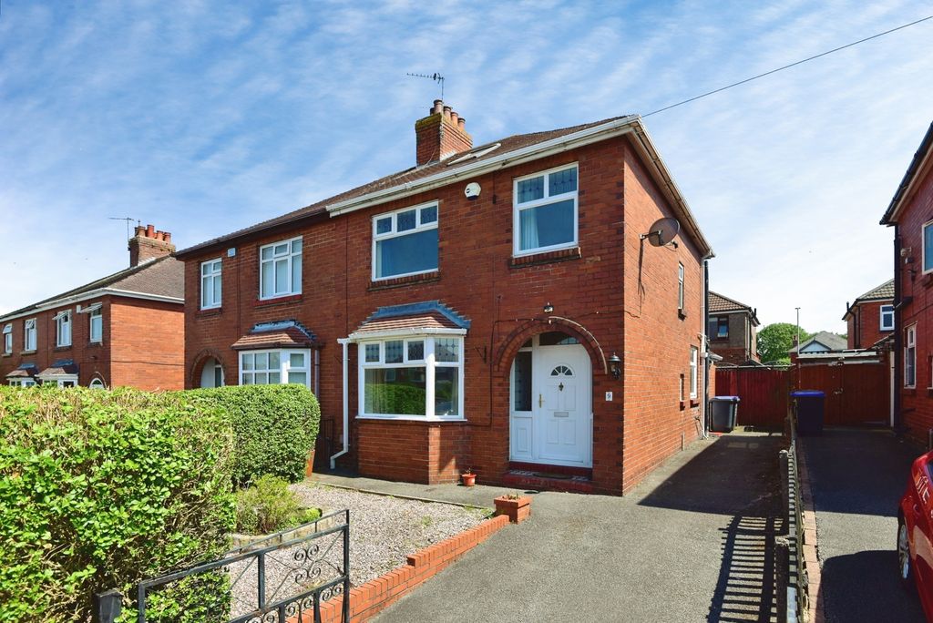 Property photo 1 of 19 Pbox-Img.Jpg