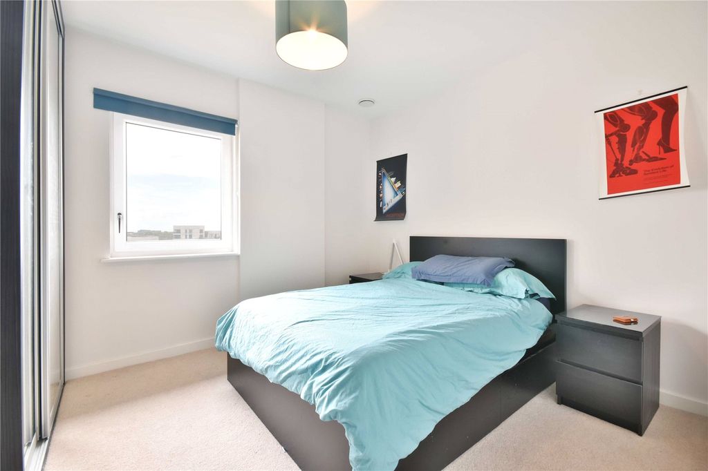 Property photo 3 of 18 Picture No. 08