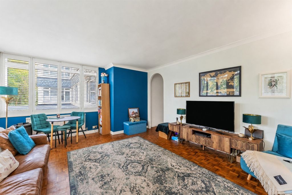 Property photo 2 of 14