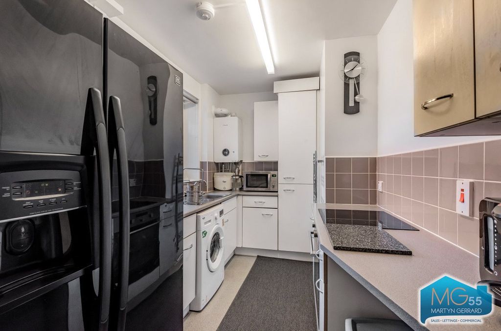 Property photo 3 of 9 Picture No. 06