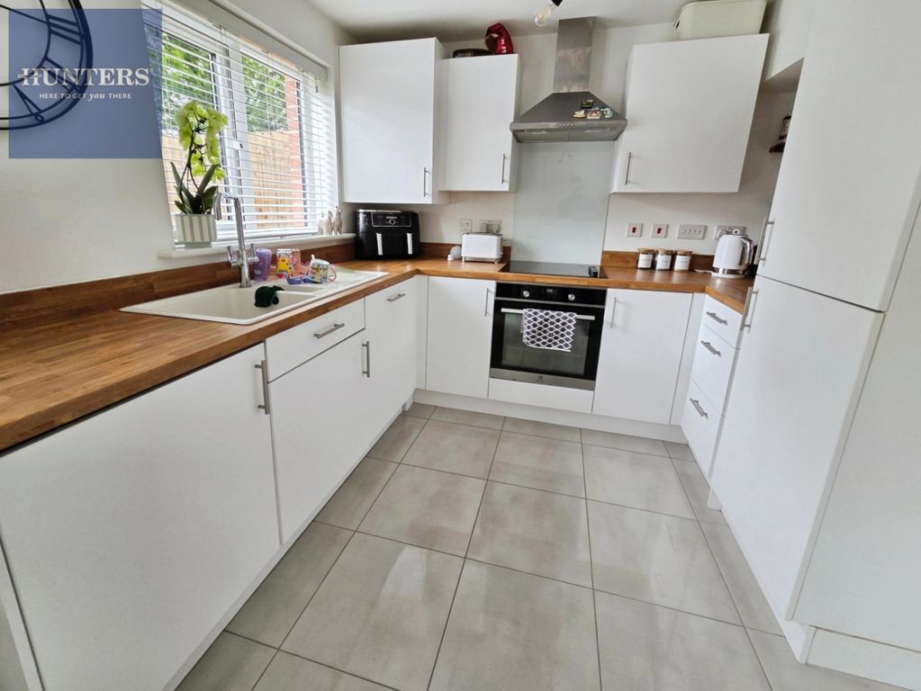 Property photo 3 of 12 Pbox-Img.Jpg