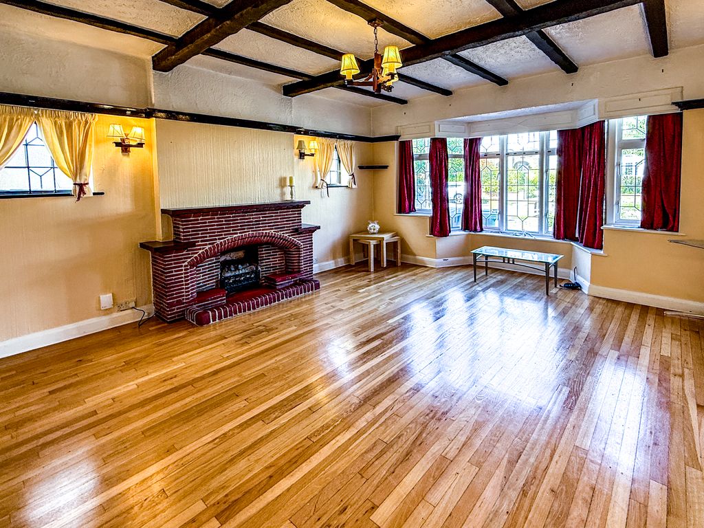 Property photo 3 of 18
