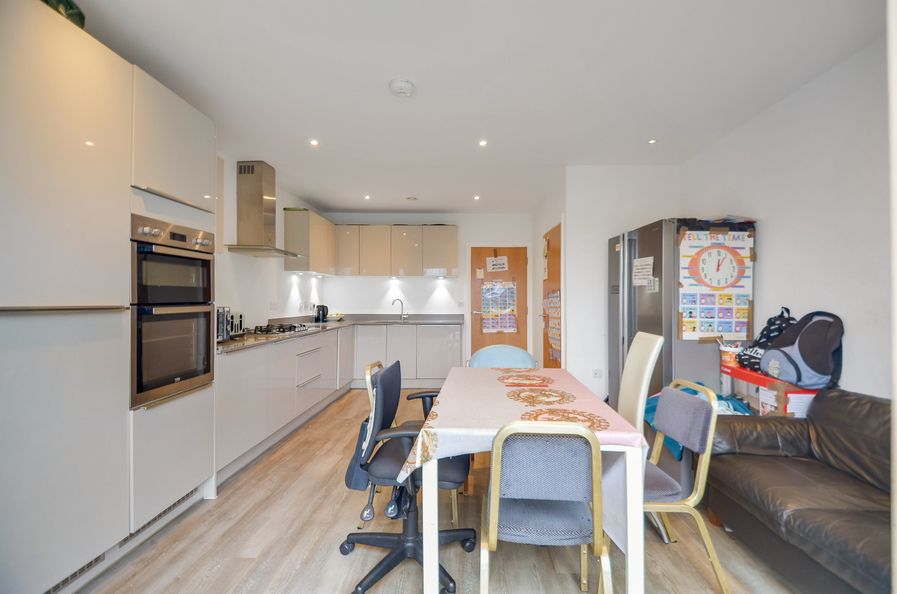 Property photo 1 of 32 Kitchen Dining Room (6).Jpg